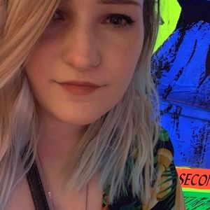 Meet your Posher, Rita